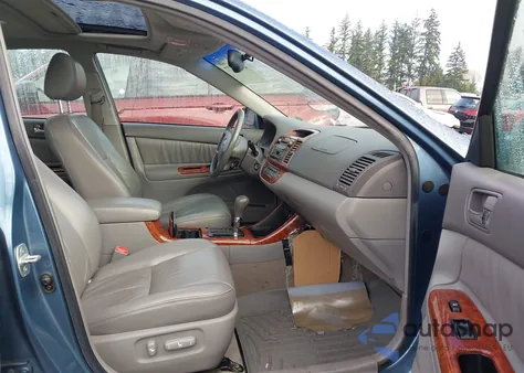 2004 Toyota Camry Xle из США, поврежденный, VIN JTDBE32K940265726